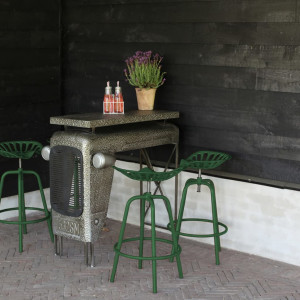 Esschert Design Banqueta em forma de assento de trator verde D